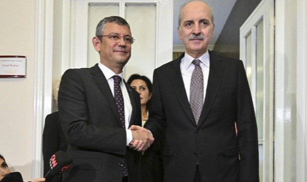 Numan Kurtulmuş'tan Özgür Özel ziyareti
