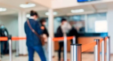 Ölü amcasıyla bankada kredi çekmeye çalıştı
