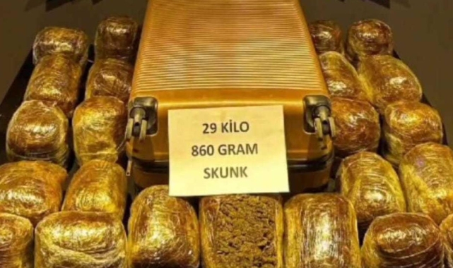 Otobüste 29 kilo uyuşturucu ele geçirildi