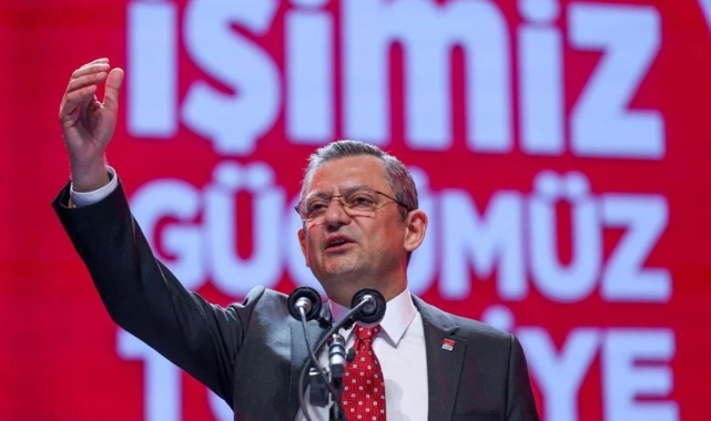 Özgür Özel'den İYİ Parti Genel Başkanı Dervişoğlu'na tebrik