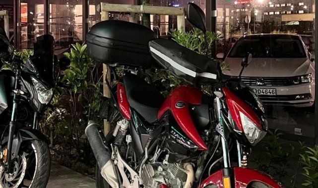 Park halindeki motosikleti çalarak kayıplara karıştı
