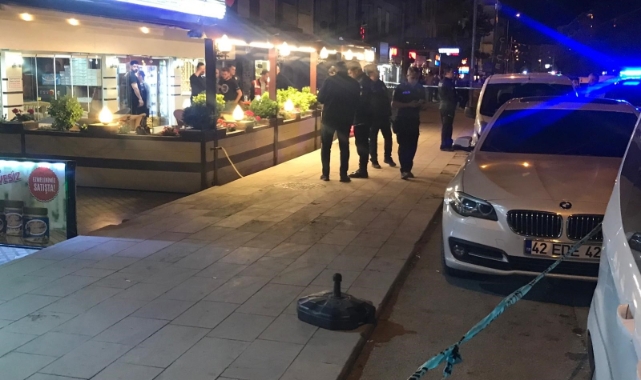 Pastanede oturan 2 kişiye silahlı saldırı: 1 ölü, 1 yaralı