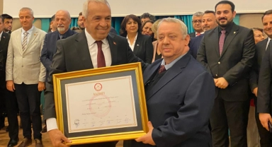 Şadi Özdemir mazbatasını aldı
