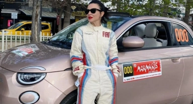Şarkıcı Fatma Turgut Ege Rallisi'nde
