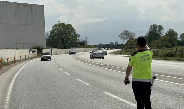 Selektörle radar uyarısı yapanlara kötü sürpriz!