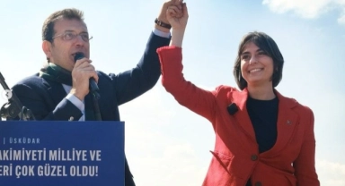 Sinem Dedetaş Üsküdar'ın ilk kadın belediye başkanı oldu