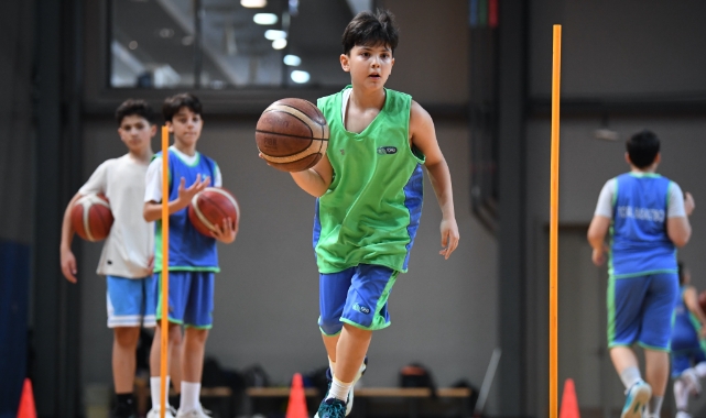 Tofaş Spor Okulları Bursa kampı geniş katılımla tamamlandı