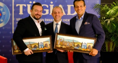 TÜGİAD Bursa Türkiye ekonomisinin geleceğini masaya yatırdı