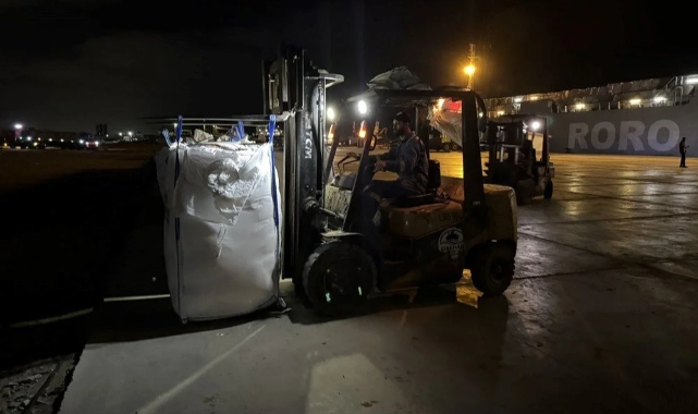 Türkiye'den Gazze'ye insani yardım taşıyan 9. gemi Mısır'da
