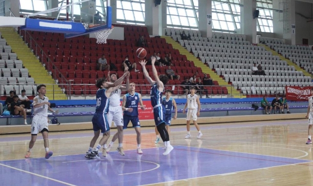 U-18 Erkekler Anadolu Şampiyonları grup müsabakaları sona erdi