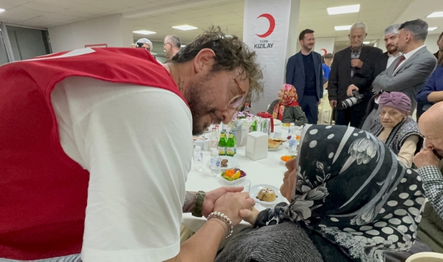 Ünlü İtalyan şef huzurevi sakinleri ile iftarda buluştu