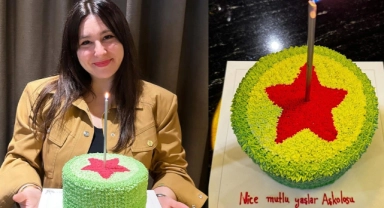 Yasemin Sakallıoğlu'ndan doğum günü pozları