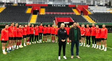A Milli Kadın Futbol Takımı Azerbaycan maçına hazırlanıyor