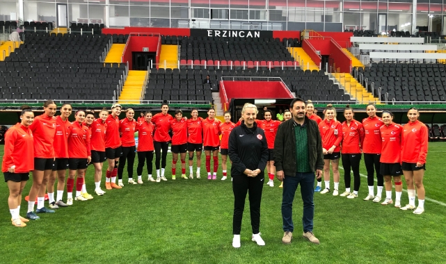 A Milli Kadın Futbol Takımı Azerbaycan maçına hazırlanıyor