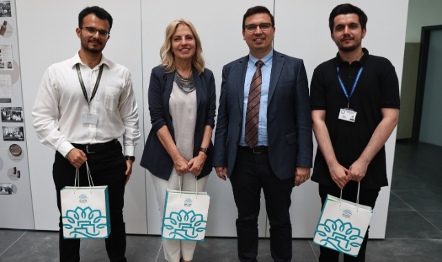 Aile hekimleri önce söyleşi yaptı, sonra tarihte yolculuğa çıktı