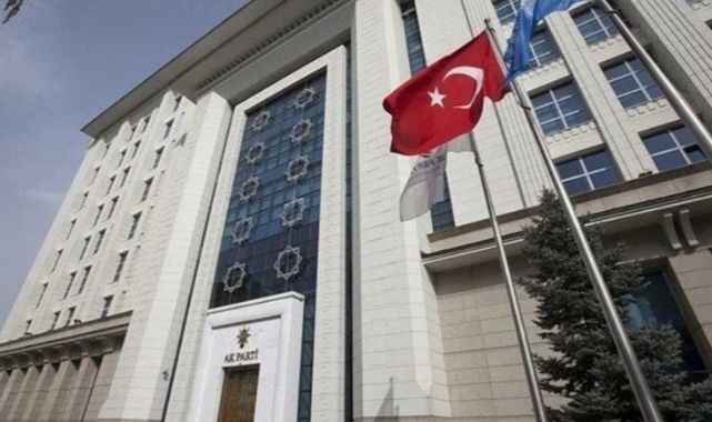AK Parti kampa giriyor