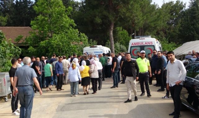 AK Parti Manavgat İlçe Başkanı Erol toprağa verildi
