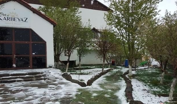 Aksaray’da yüksek kesimlere kar yağdı