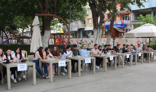 Alaşehir ADD bilgi yarışması düzenledi