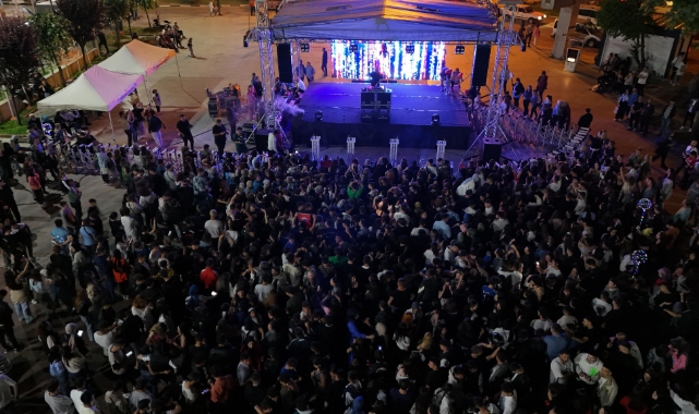 Altın Safran Festivali'nin meşalesi çeyrek asır için yandı