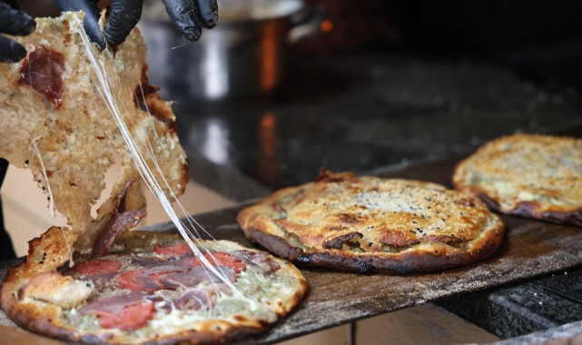 'Anadolu'nun pizzası' damak çatlatıyor!