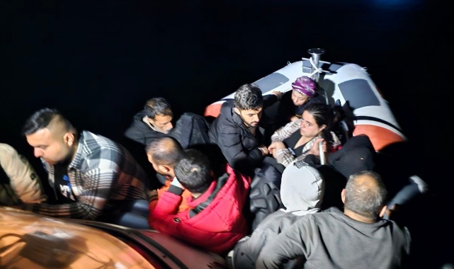Ayvacık açıklarında 11 kaçak göçmen kurtarıldı