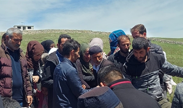 Babaları tarafından hayattan koparılan 3 kardeşe acı veda