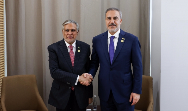 Bakan Fidan, Pakistanlı mevkidaşı ile görüştü