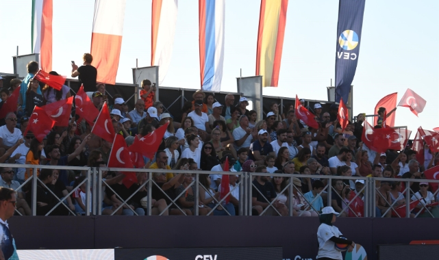 Balıkesir sahillerinde, plaj voleybolu rüzgârı esecek