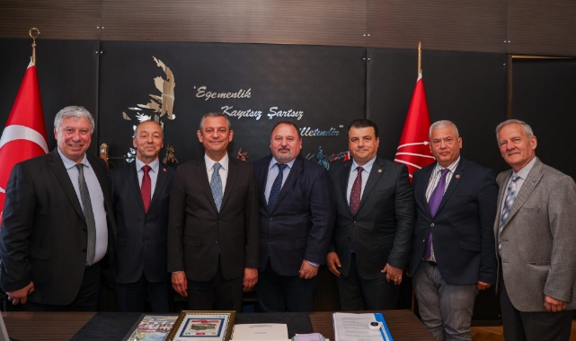 Balkan Rumeli Türkleri Konfederasyonu Özgür Özel'i ziyaret etti