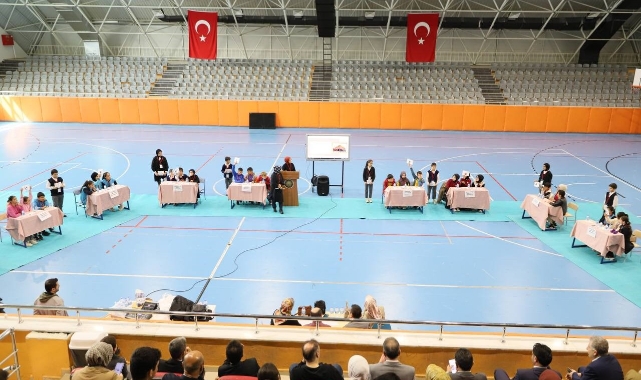 Bayburt'ta 'Dinin Direği Namaz' temalı bilgi yarışması
