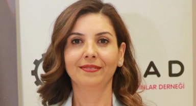 'Bir rol bir burs projesi' devam ediyor