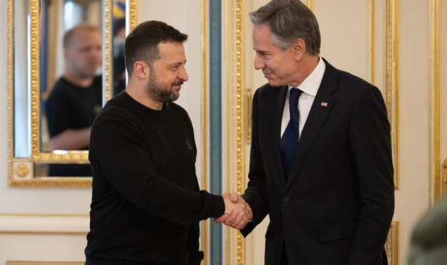 Blinken, Zelenski ile bir araya geldi