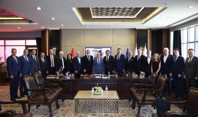BTSO'dan Mustafa Bozbey'e ziyaret
