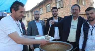 Bursa'da 670 yıldır gelenek bozulmadı!