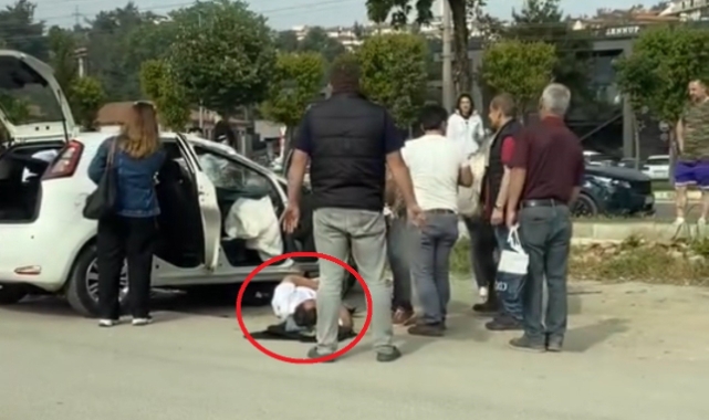 Bursa'da takla atan otomobilde 2 kişi yaralandı