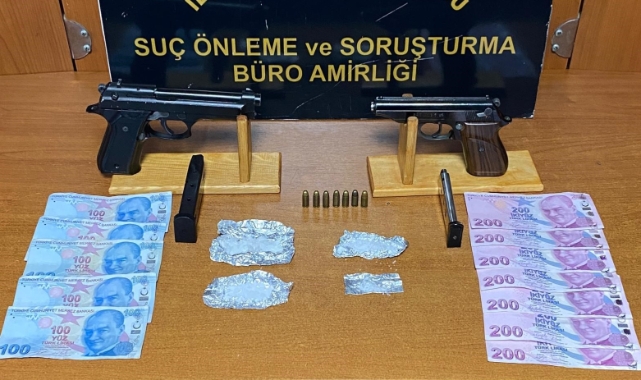 Bursa'da zehir tacirleri polisten kaçamadı