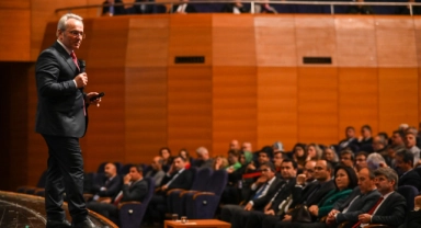 Bursa'daki okul müdürlerine yeni müfredat anlatıldı