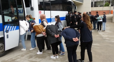 Bursa merkezli 9 ilde dolandırıcılık operasyonu