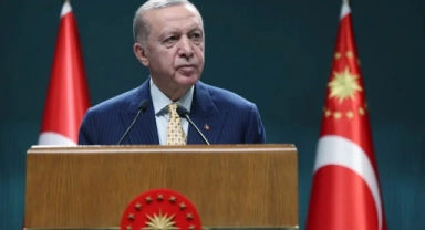 Cumhurbaşkanı Erdoğan'dan Mete Gazoz'a tebrik mesajı
