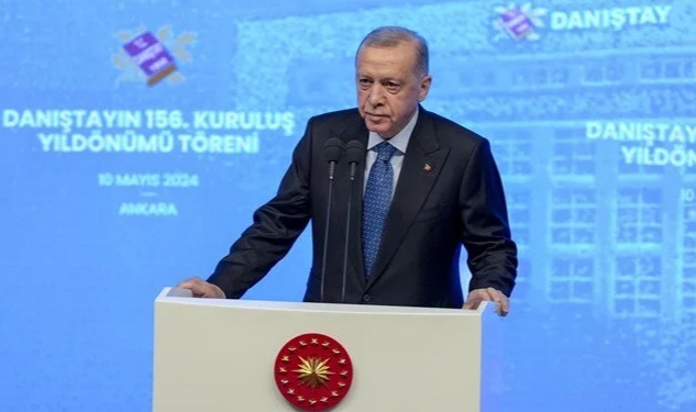 Cumhurbaşkanı Erdoğan'dan yeni anayasa mesajı