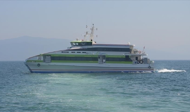 Deniz ulaşımına fırtına engeli!