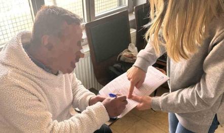 Dilencinin üzerinden 23 bin lira çıktı