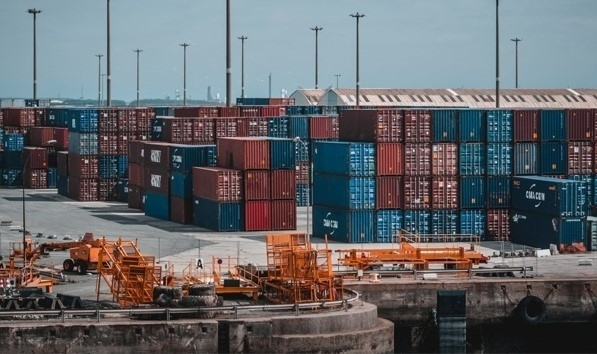 Dış ticaret açığı yüzde 22,7 geriledi