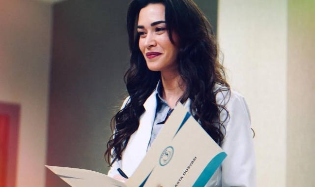 Ecem Özkaya güzellik sırrı!