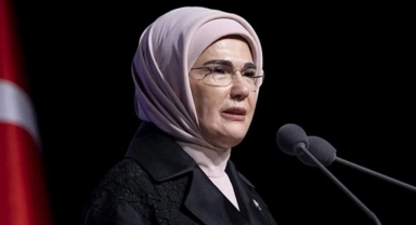 Emine Erdoğan Avrupa şampiyonu Mete Gazoz'u kutladı