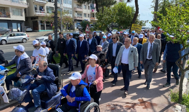 Engelliler engelsiz yaşama dikkat çekti
