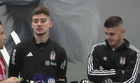 Ernest Muçi: “Bu takım bu atmosferi her maç hak ediyor”