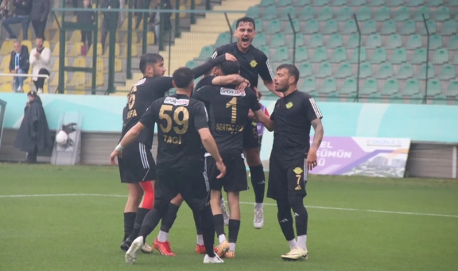 Esenler Erokspor 1. Lig'e yükseldi