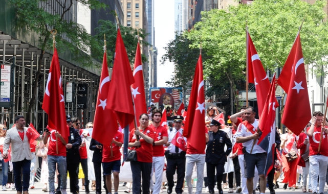 Geleneksel Türk Günü Yürüyüşü New York'ta başlayacak
